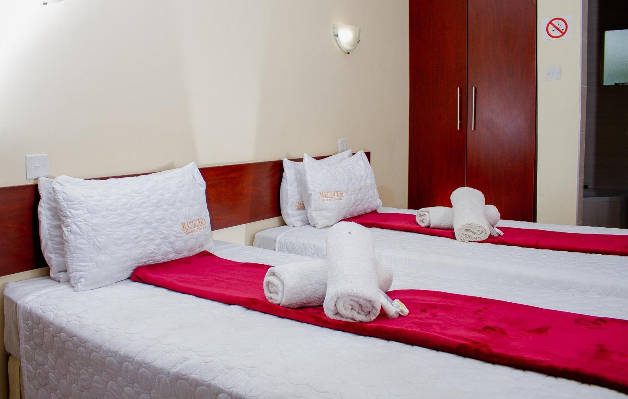 Matilinda Lodge Bulawayo Bagian luar foto
